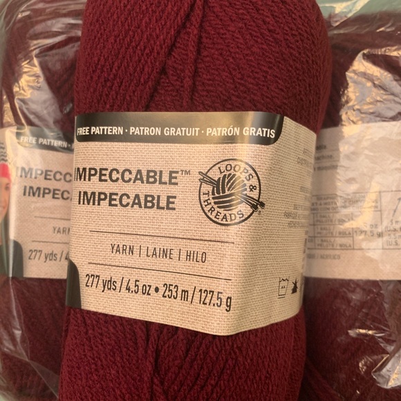 NWT Loops & Threads Impeccable Yarn 4.5oz pack of 3 wine ❤️ navy blue green - Picture 13 of 16